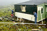 Storarbeid p veggen p tilbygg mot Schierzegga.